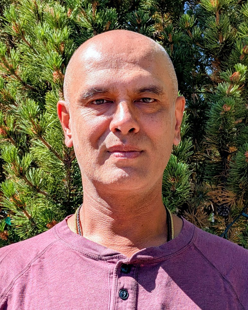 Alexander Aris