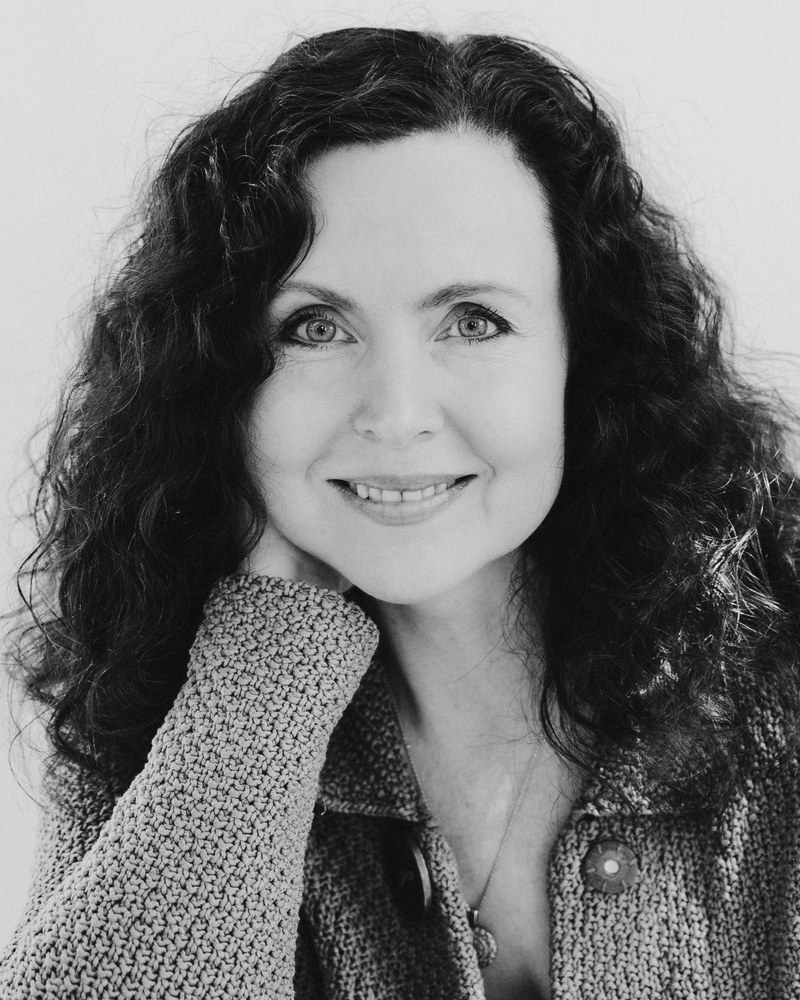 Deanna Minich